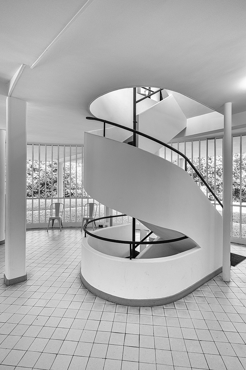 Villa Savoye: Changing Levels