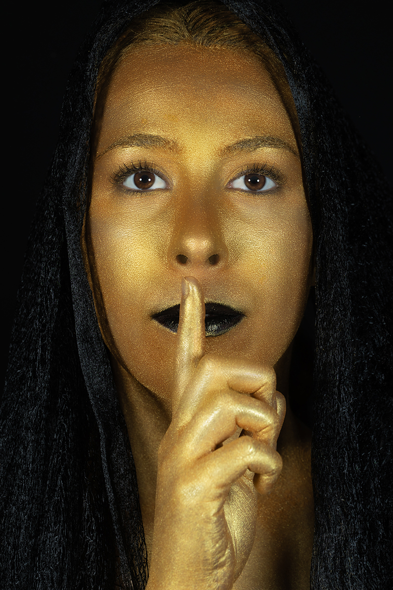 Regard sur la Femme