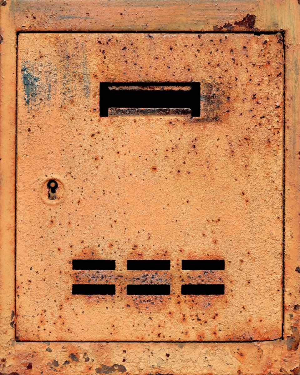 In the Secrecy of a Home (2024)