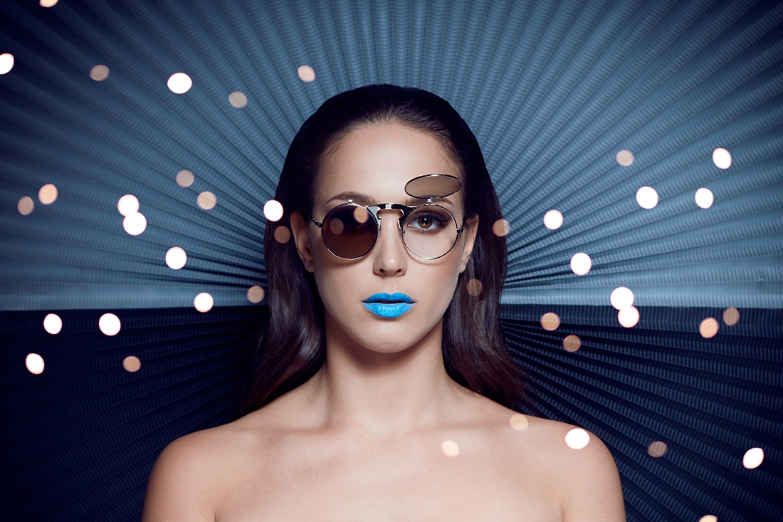 Look at the World with Our eyes