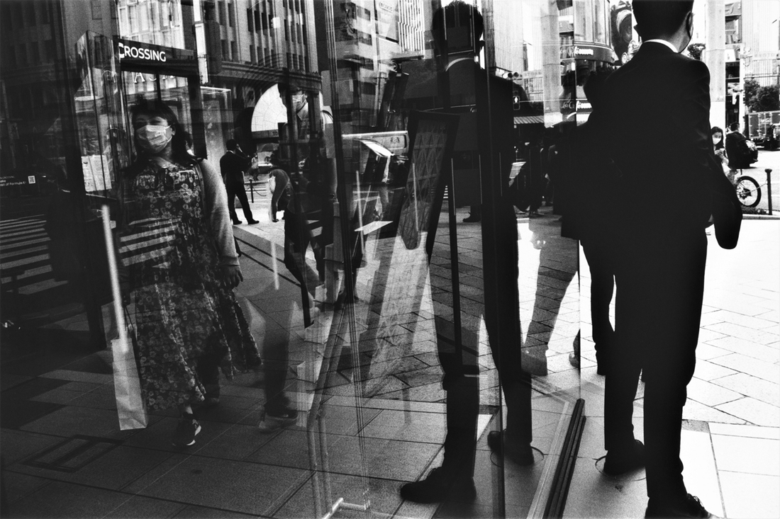 Labyrinth of Reflections