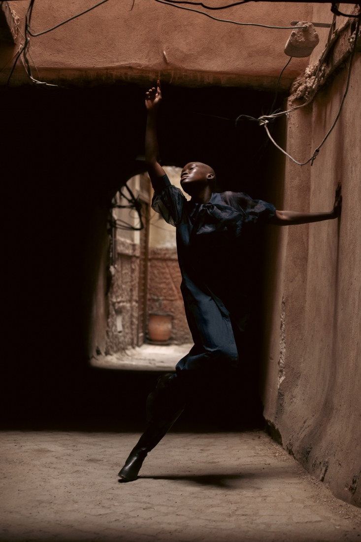 Dancing On My Own