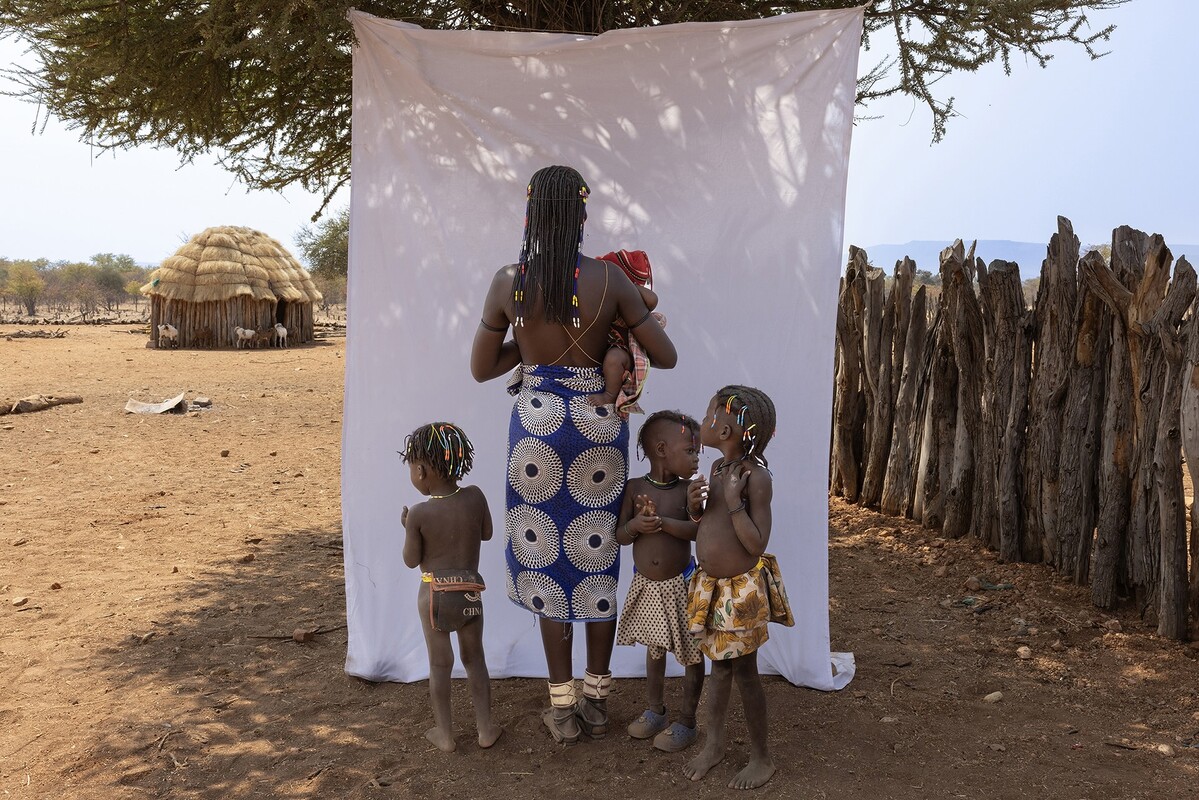 Tra-me (Inter-twining)