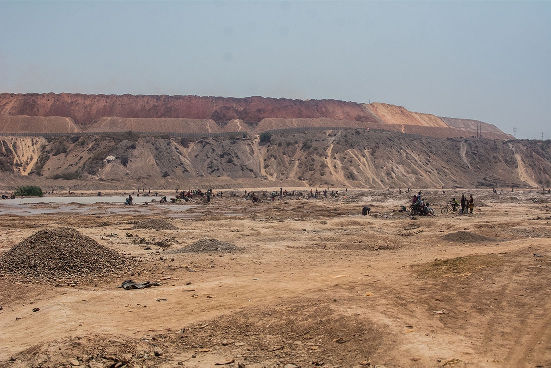 The poorest wealth - a symbol of exploitation