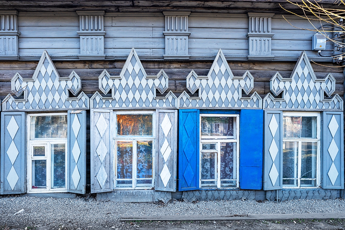 Windows From The Past
