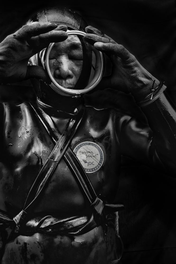 Grandma Divers