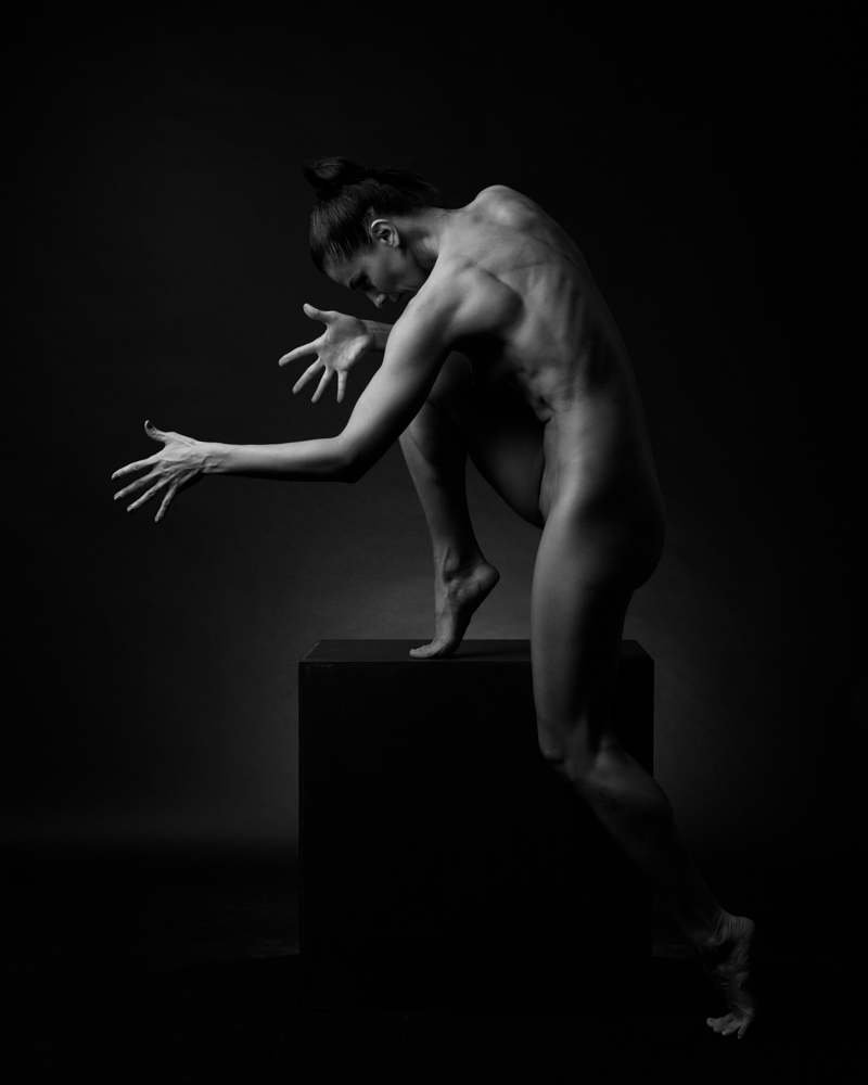 Postures of the naked self