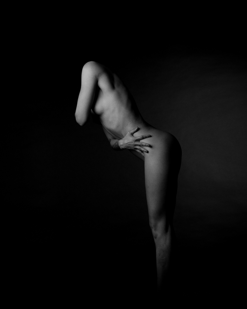 Postures of the naked self