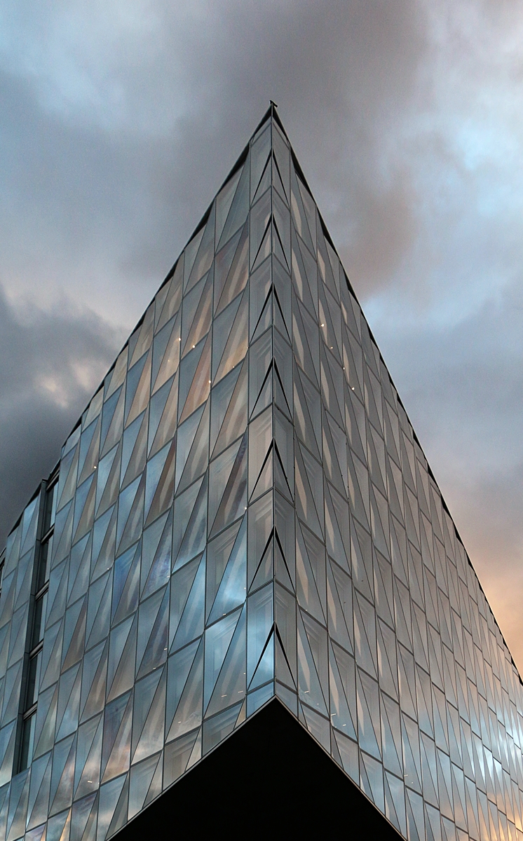 Dynamic Asymmetry