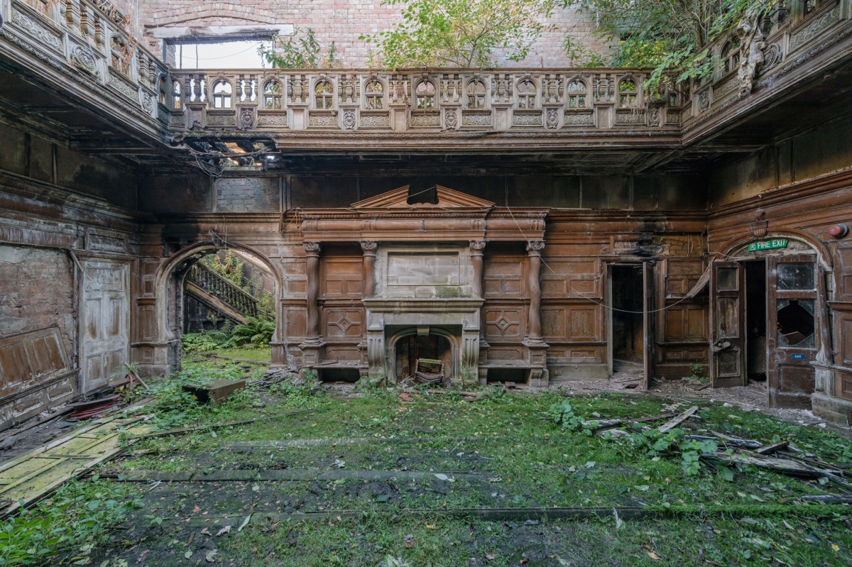 Annual Photography Awards winner ROMAIN VEILLON