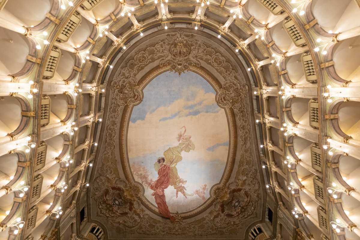 An Historical Italian Theater