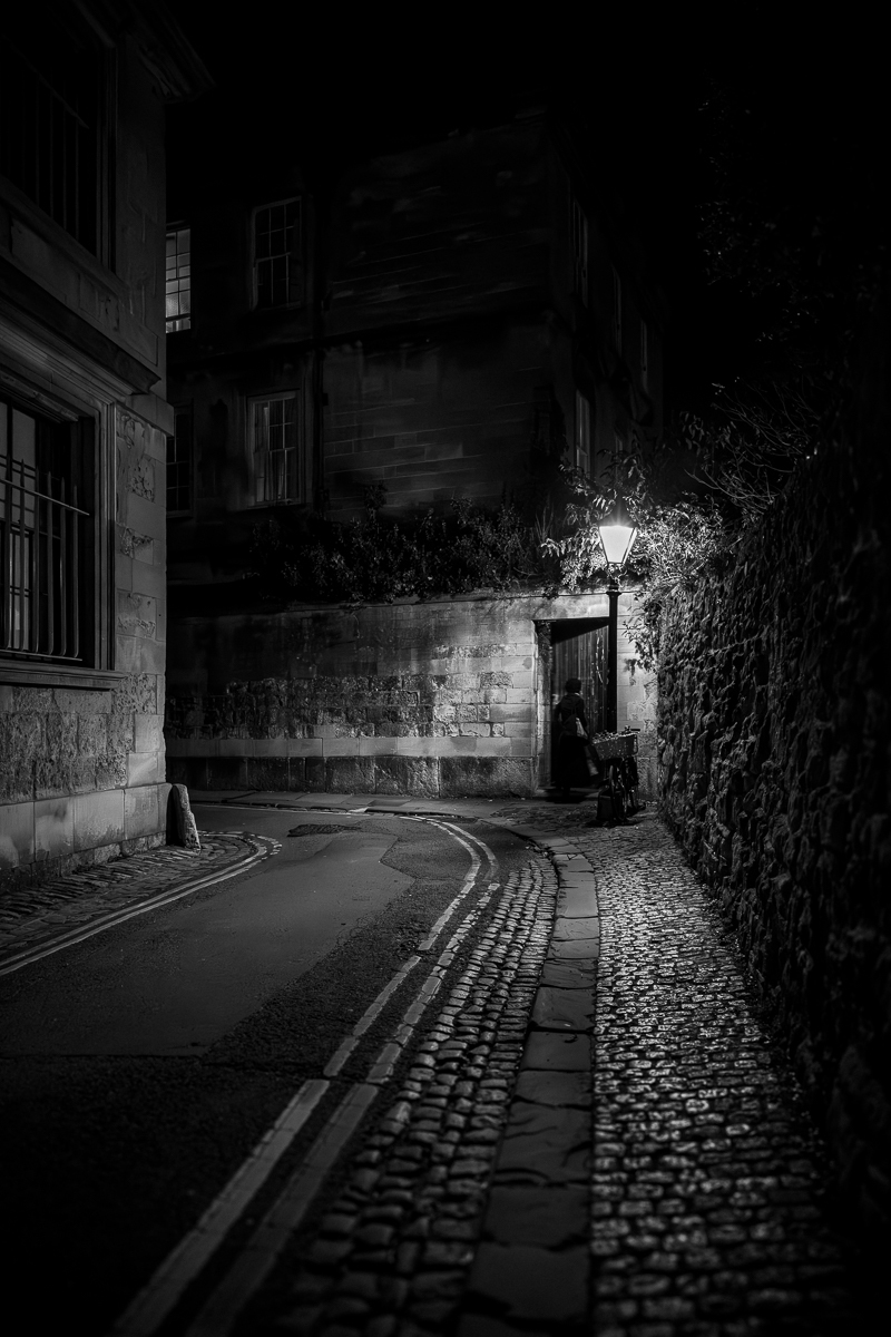 Oxford: Light & Dark