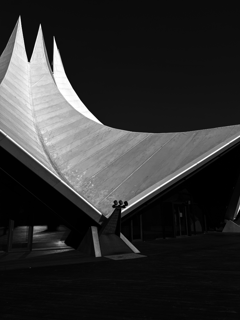 light and shapes / Tempodrom (gmp architetcs)