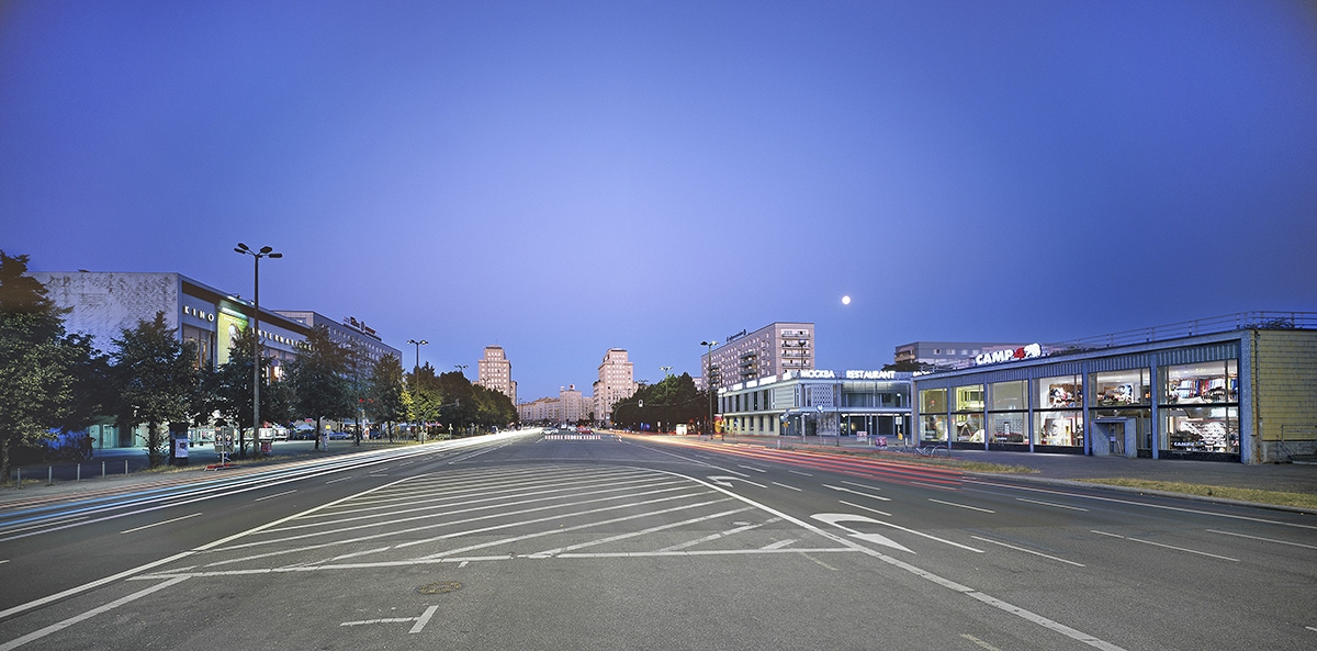 Architecture makes movement. Photographic perspectives on post-war modernist architecture in divided Berlin