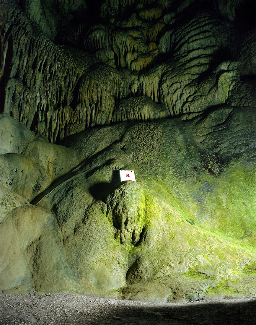 SHOW CAVES