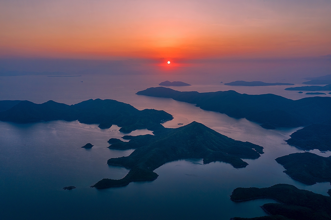 Sunrise in Hong Kong