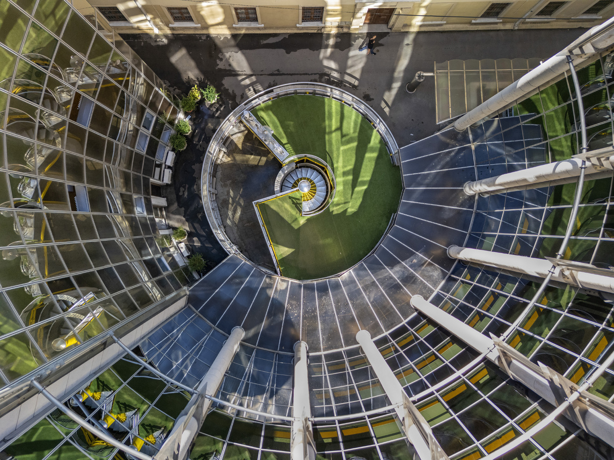 Urban Geometry from Above