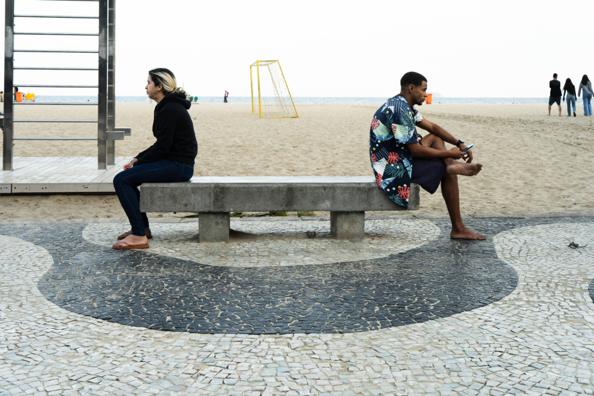 Spaces of Waiting / States of Pause