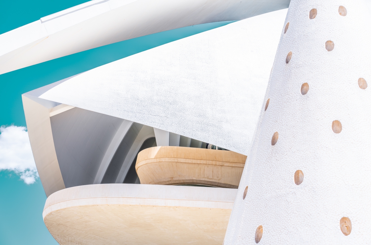 Futuristic Elegance in Architecture