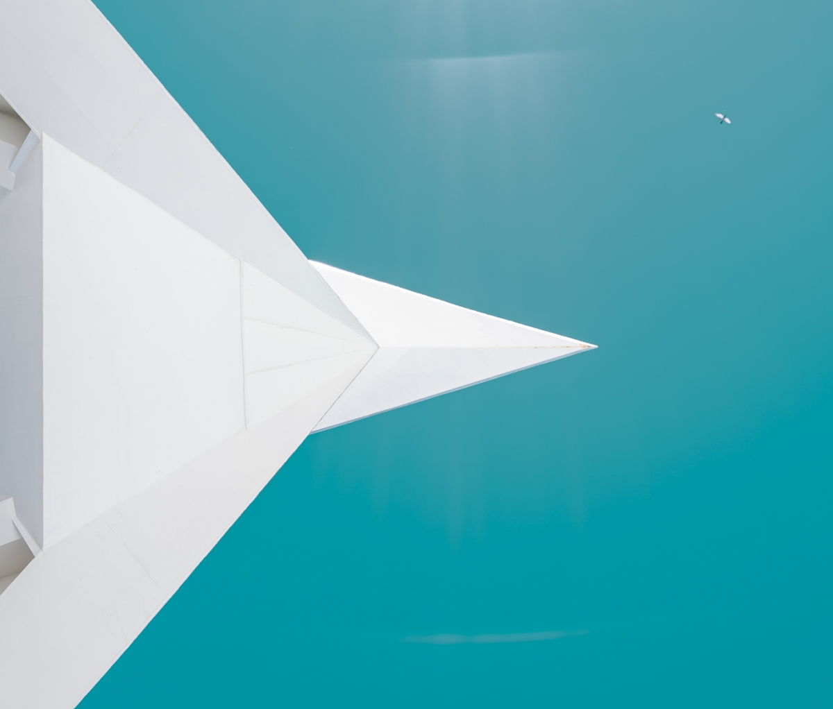 Futuristic Elegance in Architecture